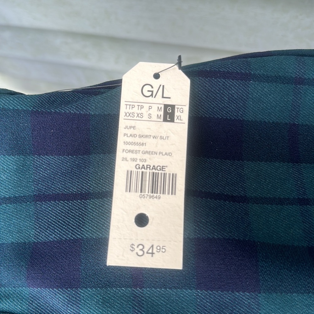 Clean wardrobe - Picture 4 of 4